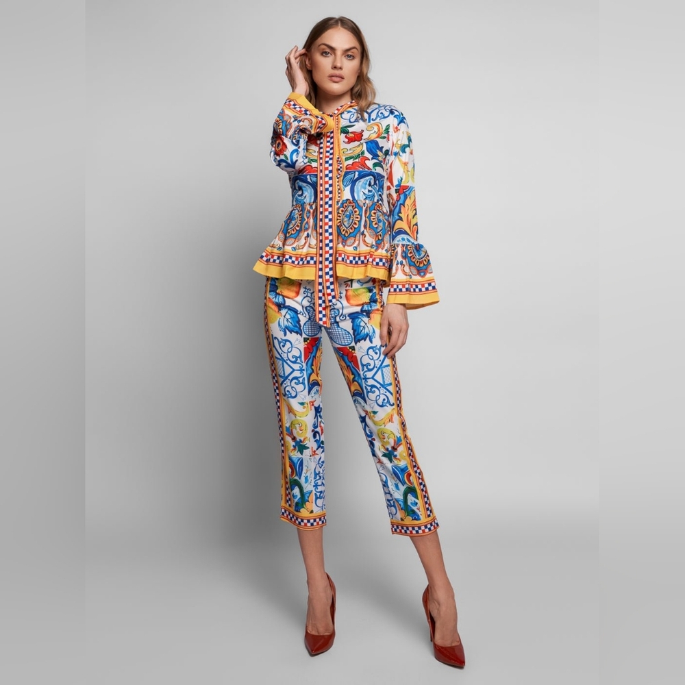 Glory Connection Vibrant Cropped Pant Floral Set